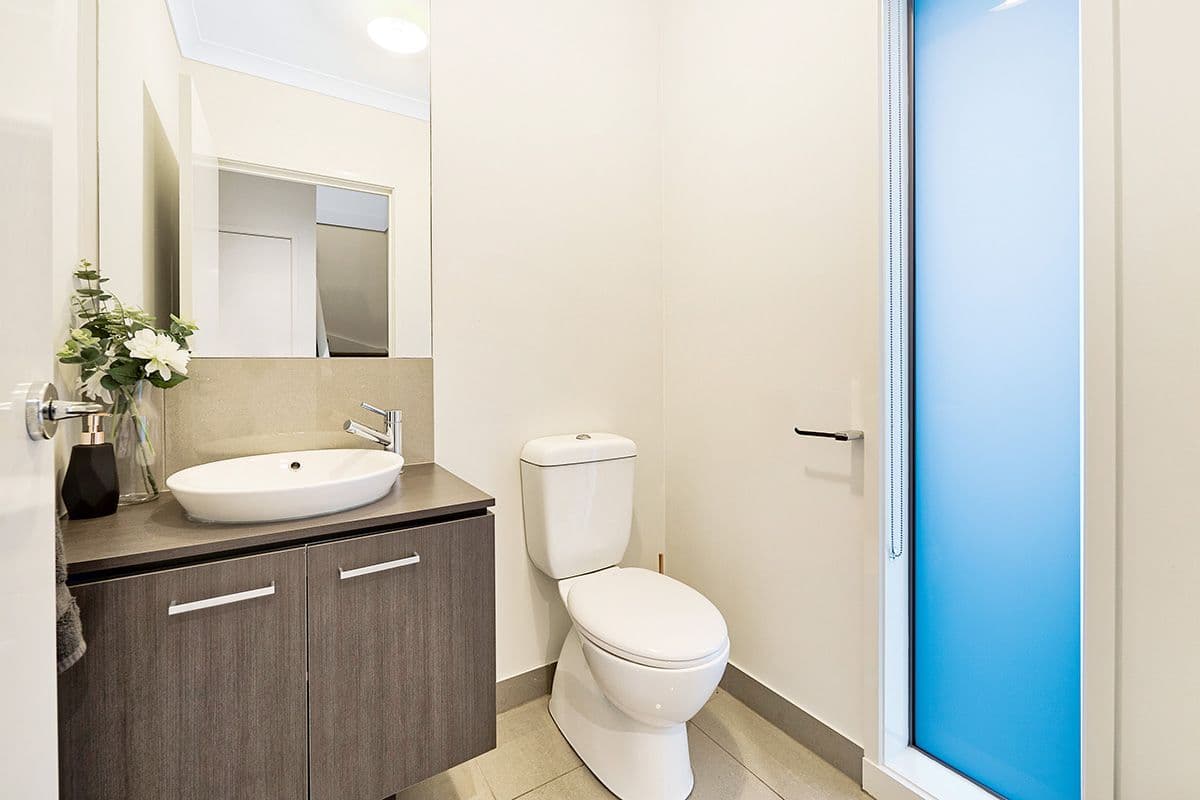 53a Royaloak Crescent, Cranbourne East VIC 3977, Cranbourne East - Thumbnail 4