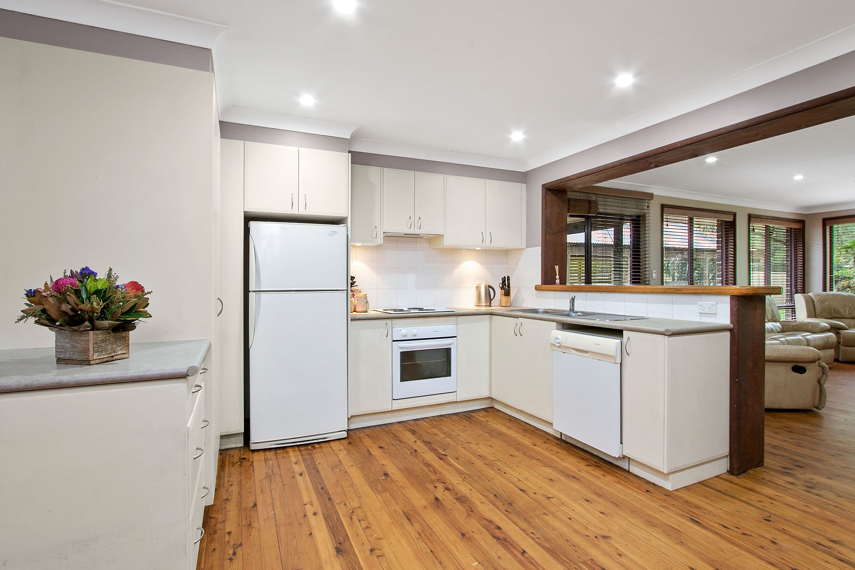269 Spinks Road, Glossodia - Thumbnail 2