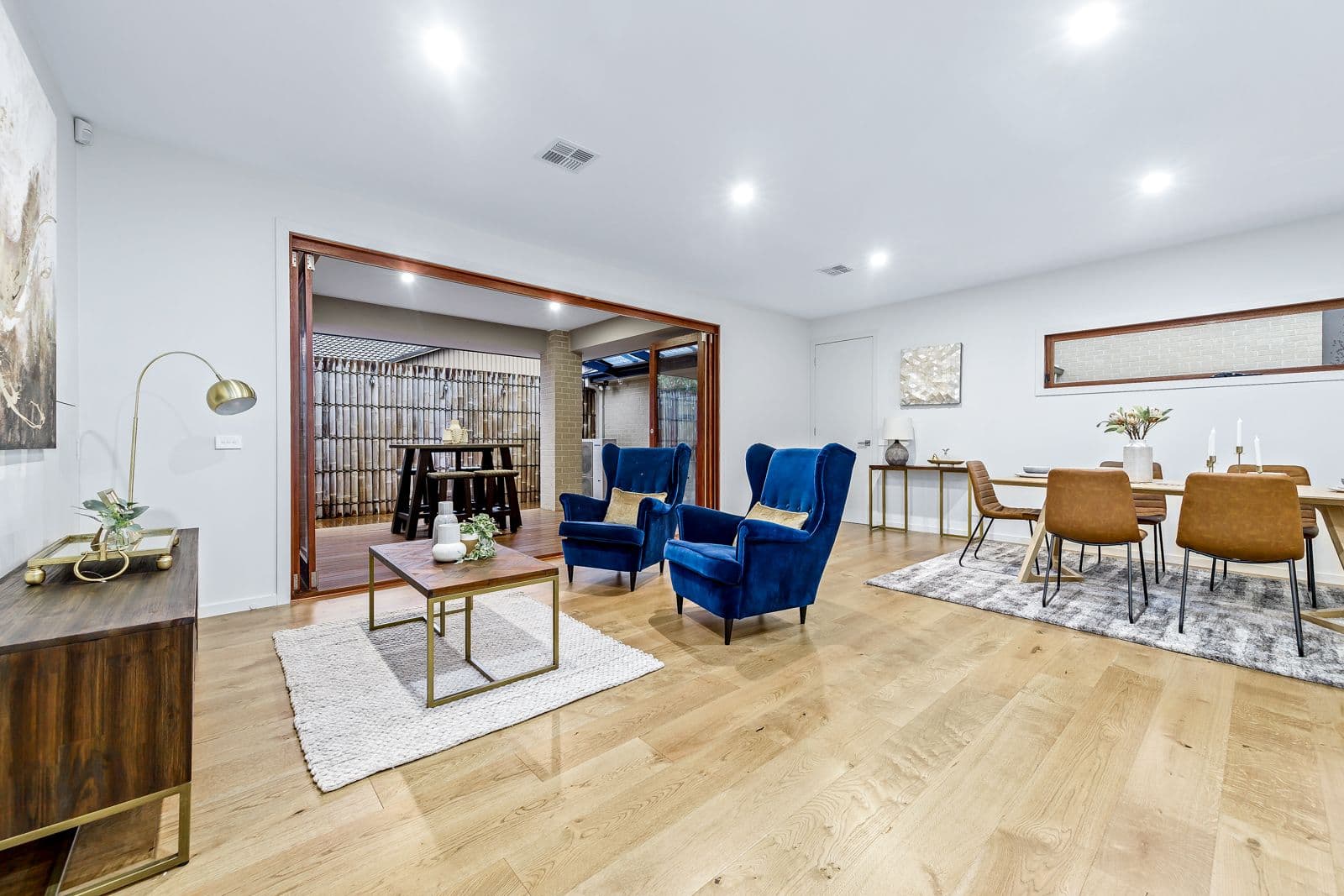 32 Bennett Avenue, Mount Waverley VIC 3149, Mount Waverley - Thumbnail 2