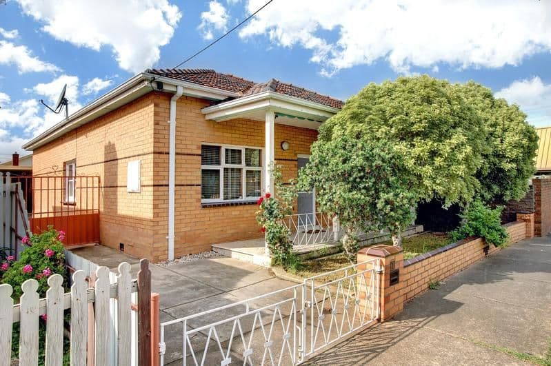 2 Molesworth Street, COBURG VIC 3058, Coburg - Thumbnail 2