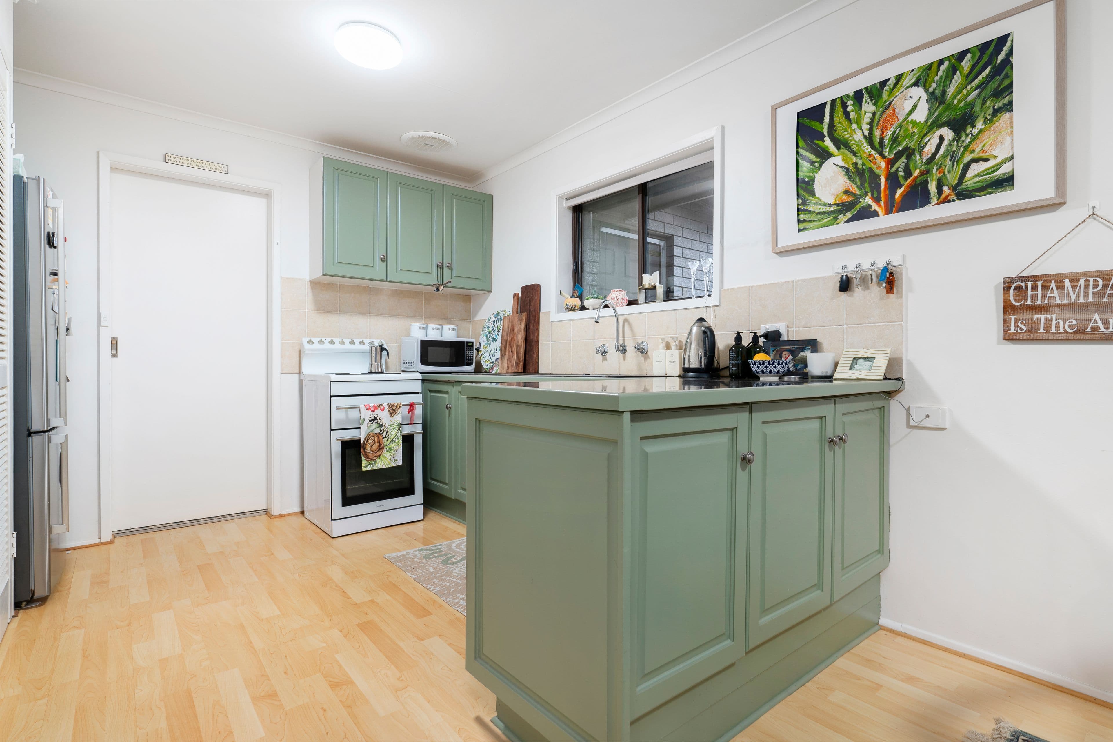 103 Hammer Street, Howlong NSW 2643, Howlong - Thumbnail 4