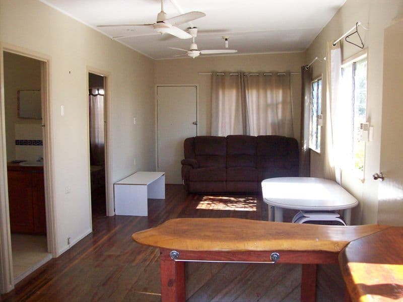 6 Herring Lane, CANNONVALE QLD 4802, Cannonvale - Thumbnail 8