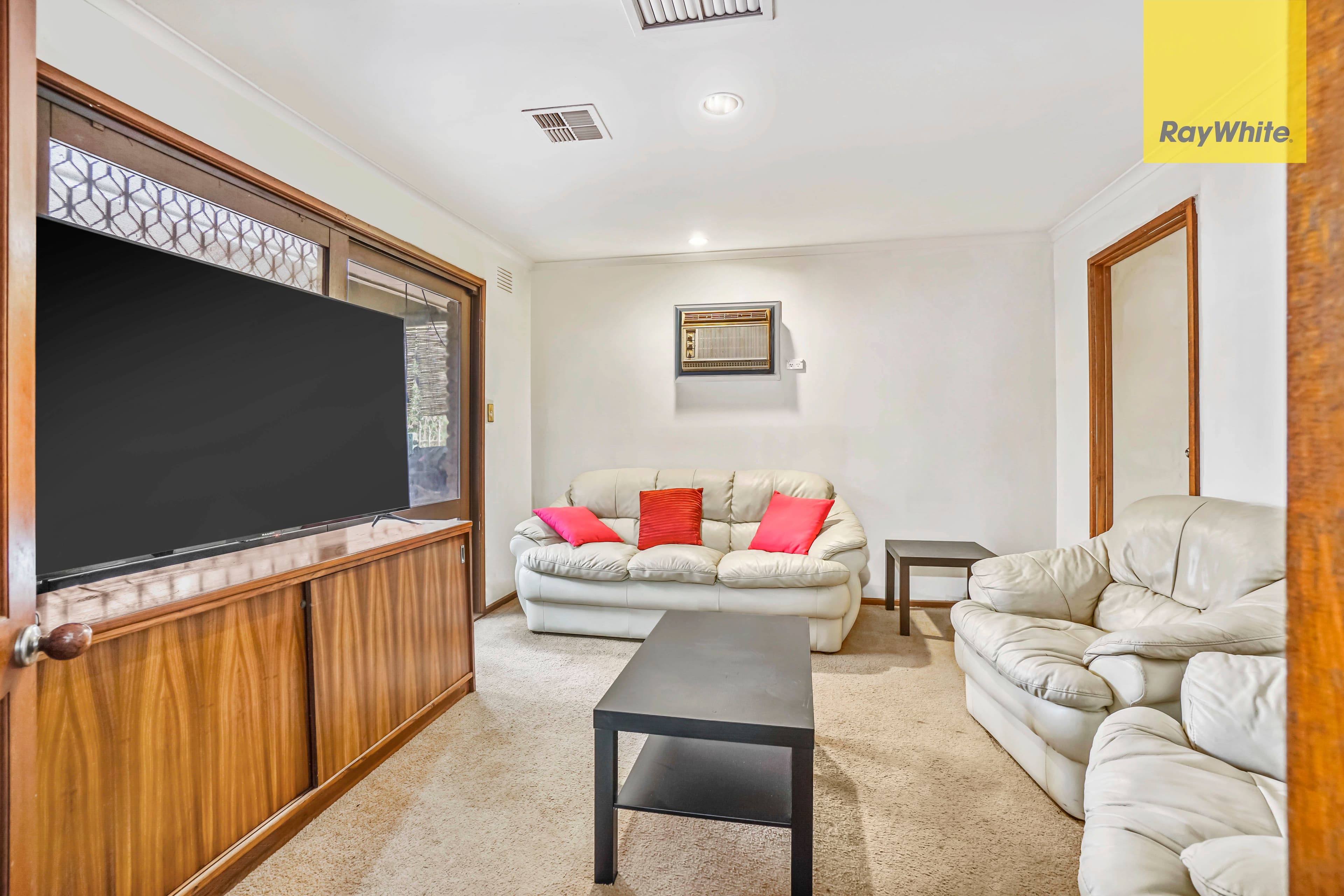 49 Callanan Drive, Melton South VIC 3338, Melton South - Thumbnail 8