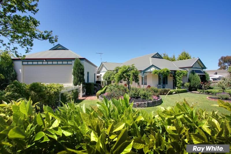 48 Wensleydale Drive, MORNINGTON VIC 3931, Mornington - Thumbnail 4