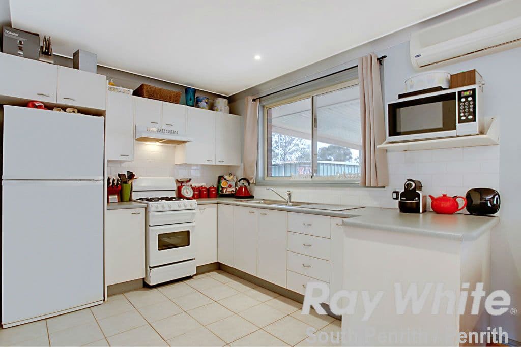 39 Kenneth Slessor Drive, GLENMORE PARK NSW 2745, Glenmore Park - Thumbnail 4