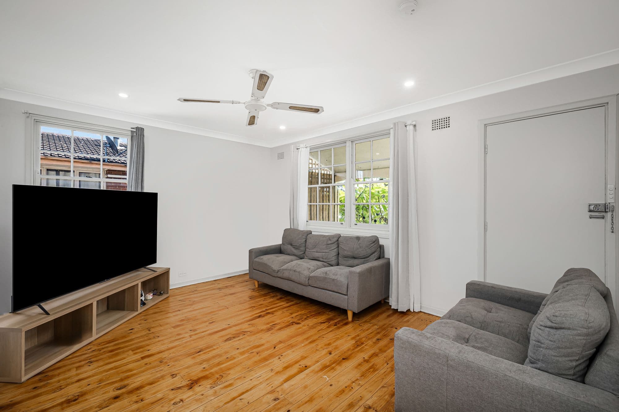 5 & 5A Harlow Avenue, Hebersham NSW 2770, Hebersham - Thumbnail 3