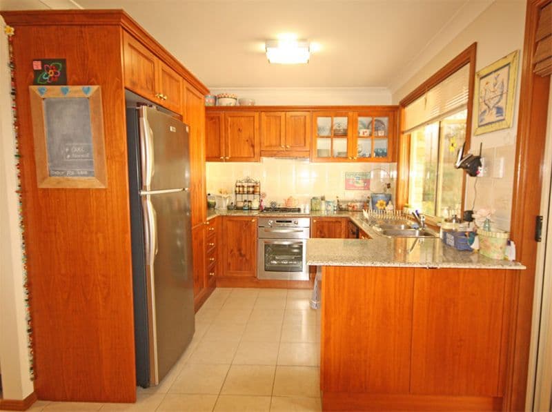 19 Murrandah Avenue, CAMDEN NSW 2570, Camden - Thumbnail 3