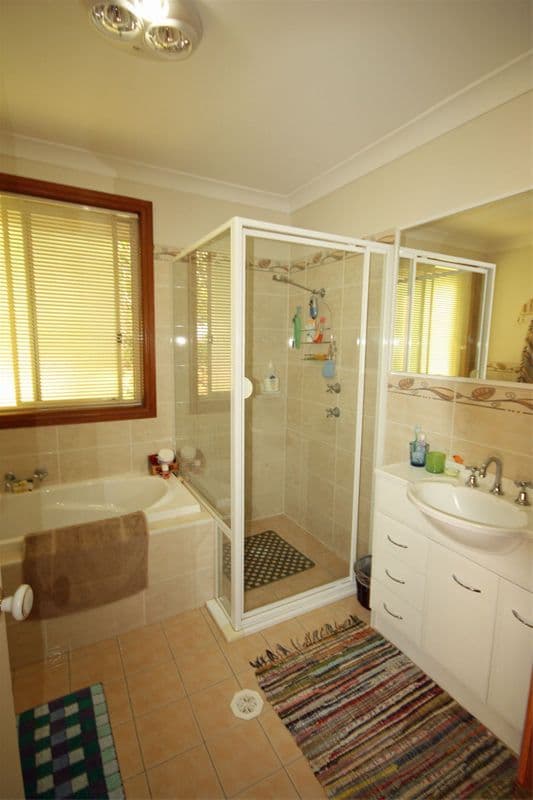 19 Murrandah Avenue, CAMDEN NSW 2570, Camden - Thumbnail 6