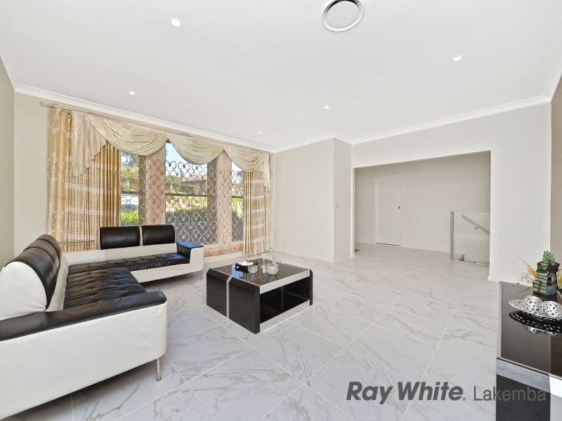 14 Selkirk Street, St Andrews - Image 1