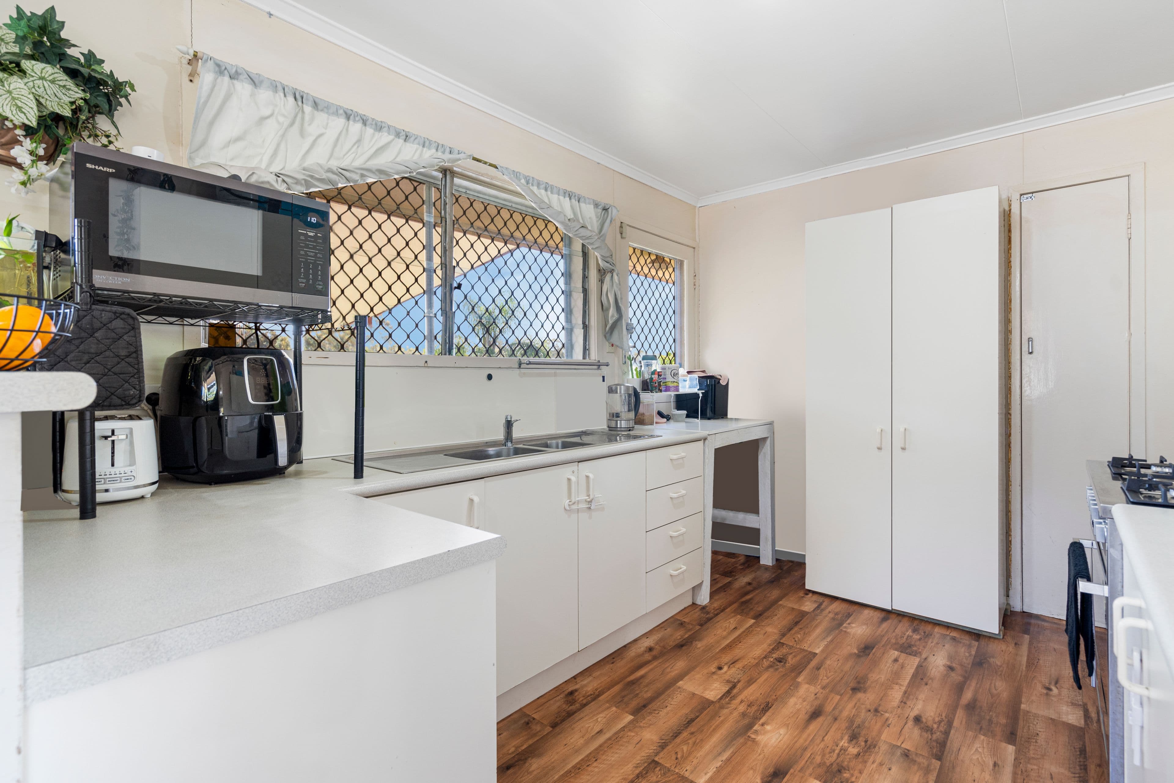 31 Flinders Drive, Leichhardt QLD 4305, Leichhardt - Thumbnail 7