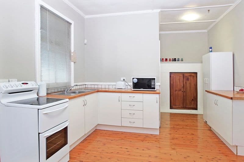 48 St Anns Street, NOWRA NSW 2541, Nowra - Thumbnail 2