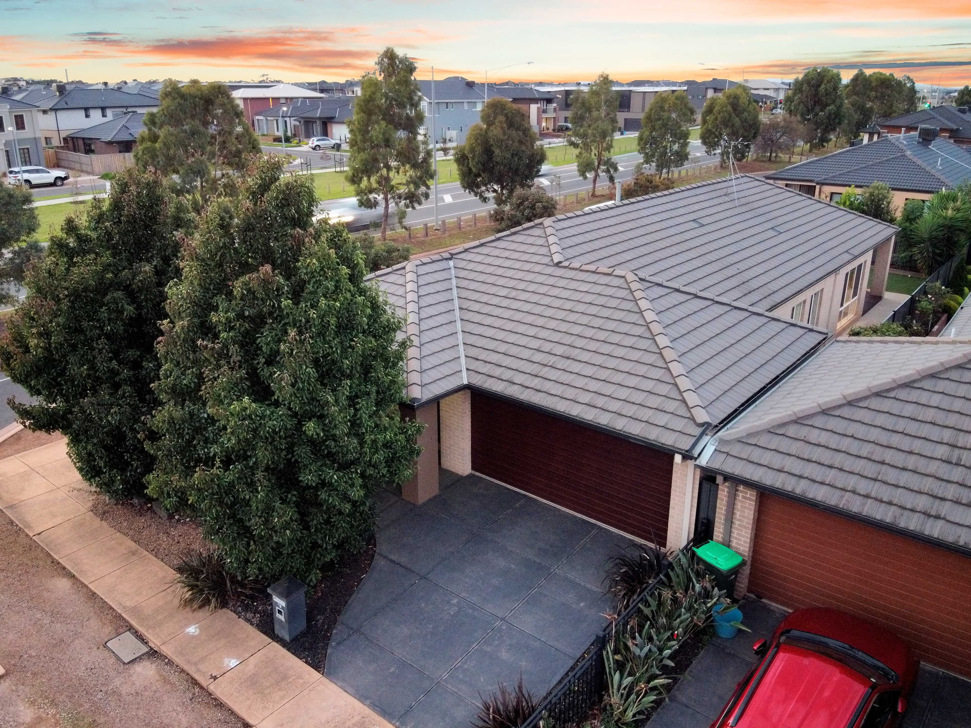 16 Snowsill Circuit, Point Cook VIC 3030, Point Cook - Thumbnail 3