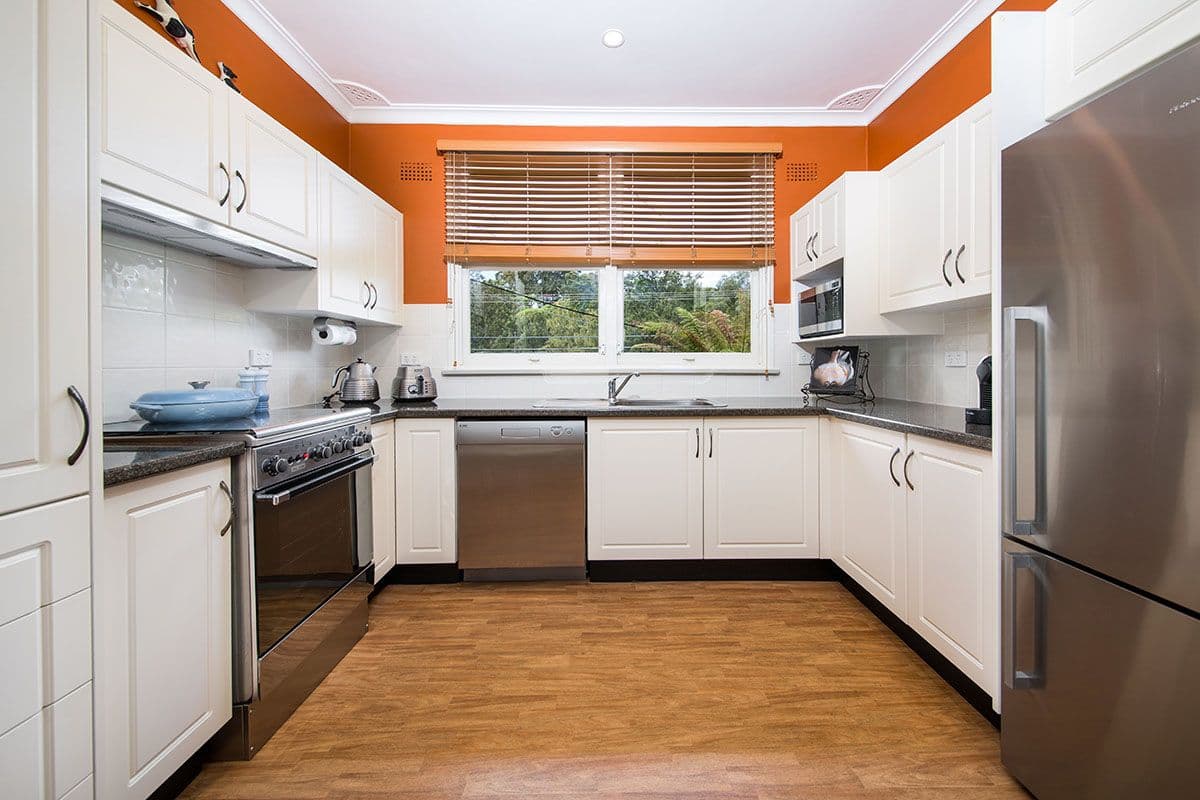 91 Carvers Road, Oyster Bay - Thumbnail 2
