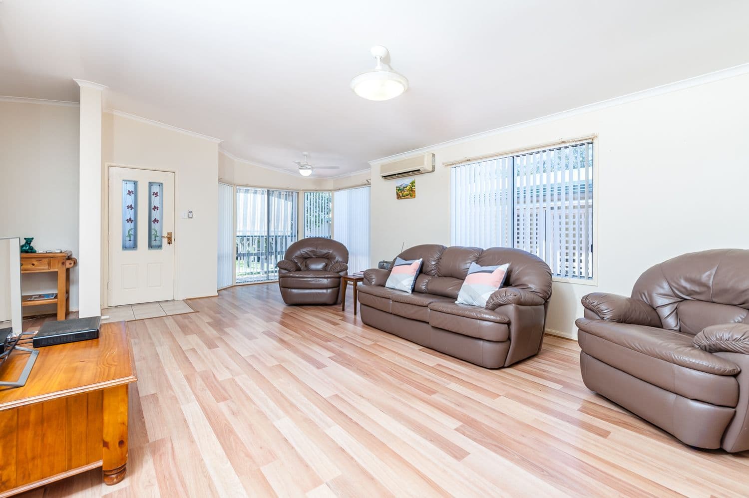 6 Watkin Tench Place, Kincumber NSW 2251, Kincumber - Thumbnail 3
