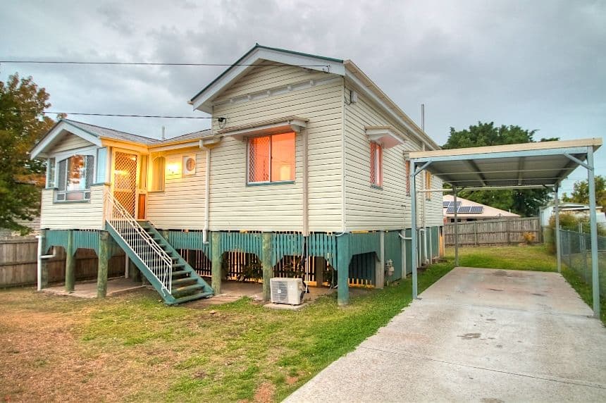 34 Macquarie Street, SILKSTONE QLD 4304, Silkstone - Image 1