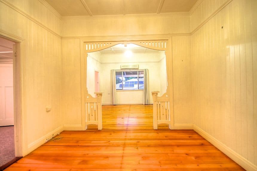 34 Macquarie Street, SILKSTONE QLD 4304, Silkstone - Thumbnail 4