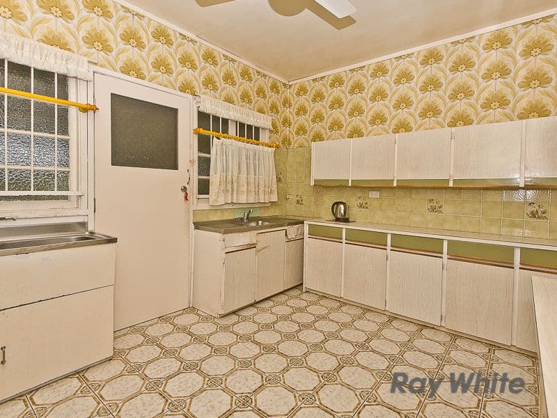 15 Nind Street, WAVELL HEIGHTS QLD 4012, Wavell Heights - Thumbnail 4