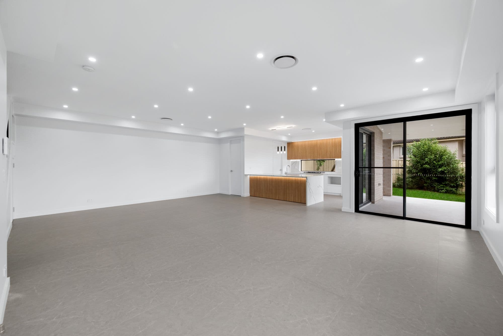 15 Akuna Avenue, Bradbury NSW 2560, Bradbury - Thumbnail 3