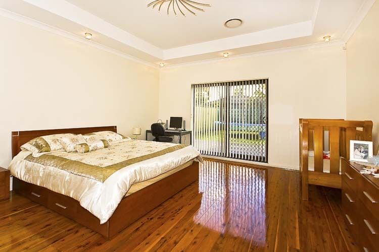 12  Lachlan Street, BOSSLEY PARK NSW 2176, Bossley Park - Thumbnail 8