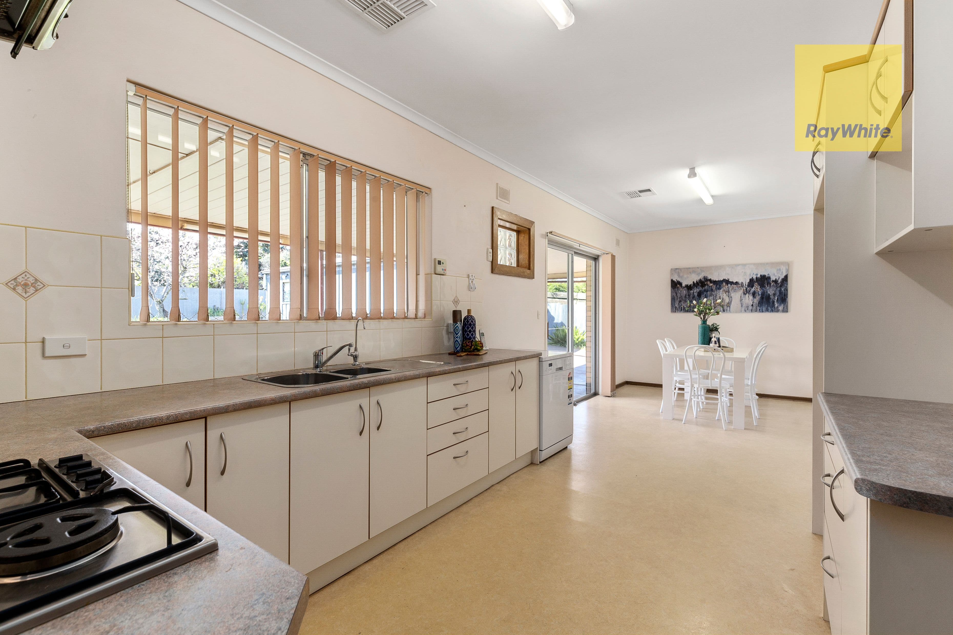 40 Red Cedar Drive, Reynella SA 5161, Reynella - Thumbnail 5