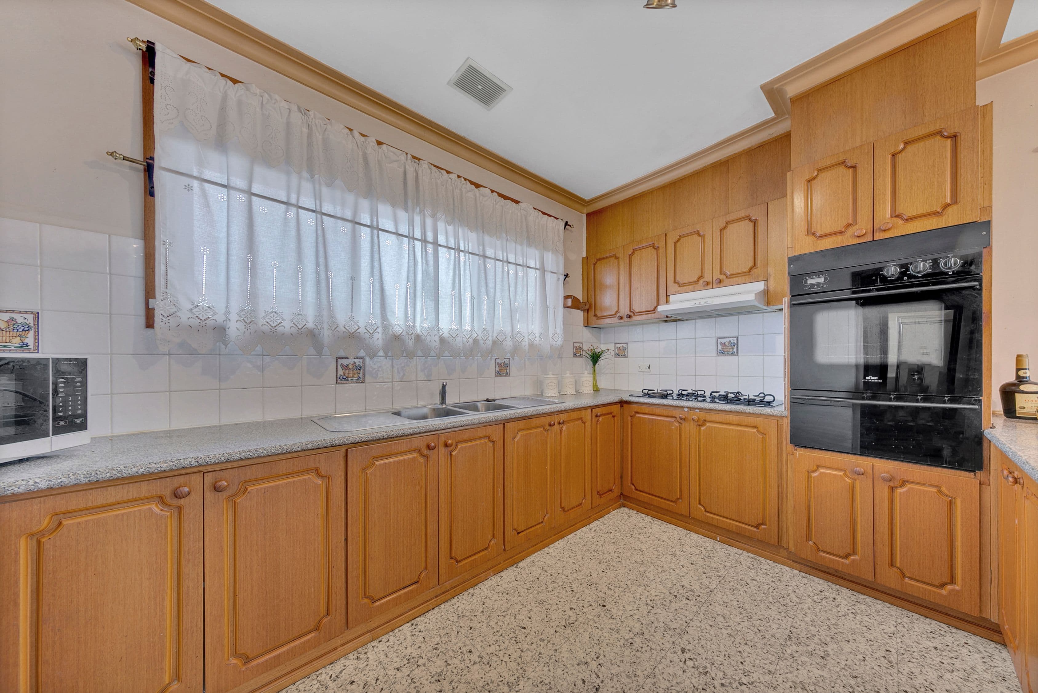 73 Rosemary Drive, Lalor VIC 3075, Lalor - Thumbnail 4