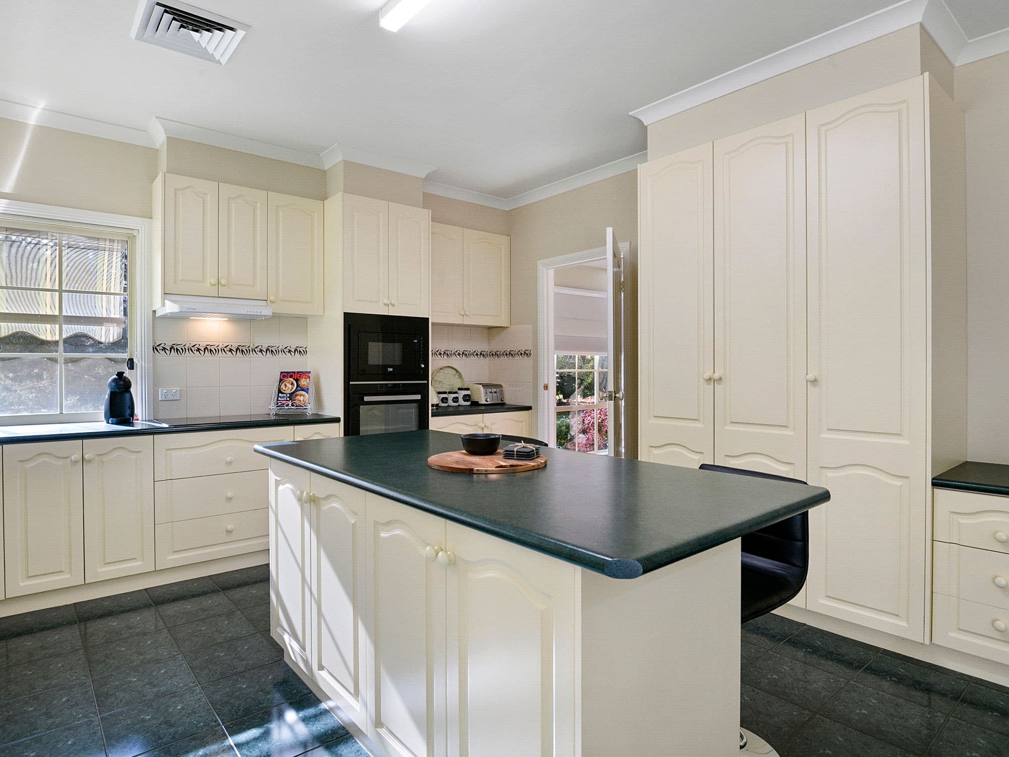 6 Noarana Drive, Benalla VIC 3672, Benalla - Thumbnail 7