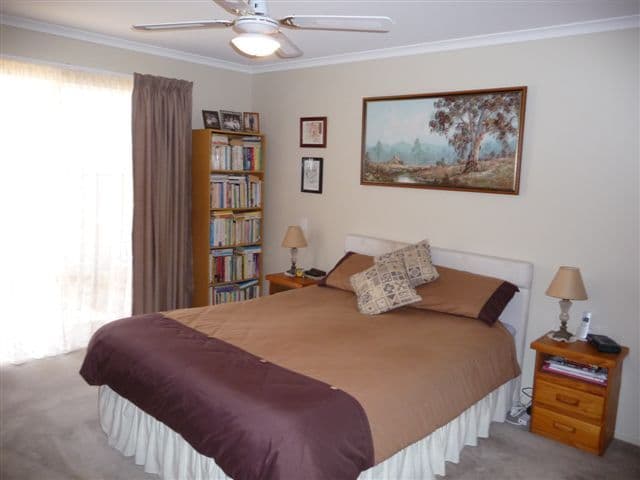 44  Shoesmith Drive, WESTBROOK QLD 4350, Westbrook - Thumbnail 4