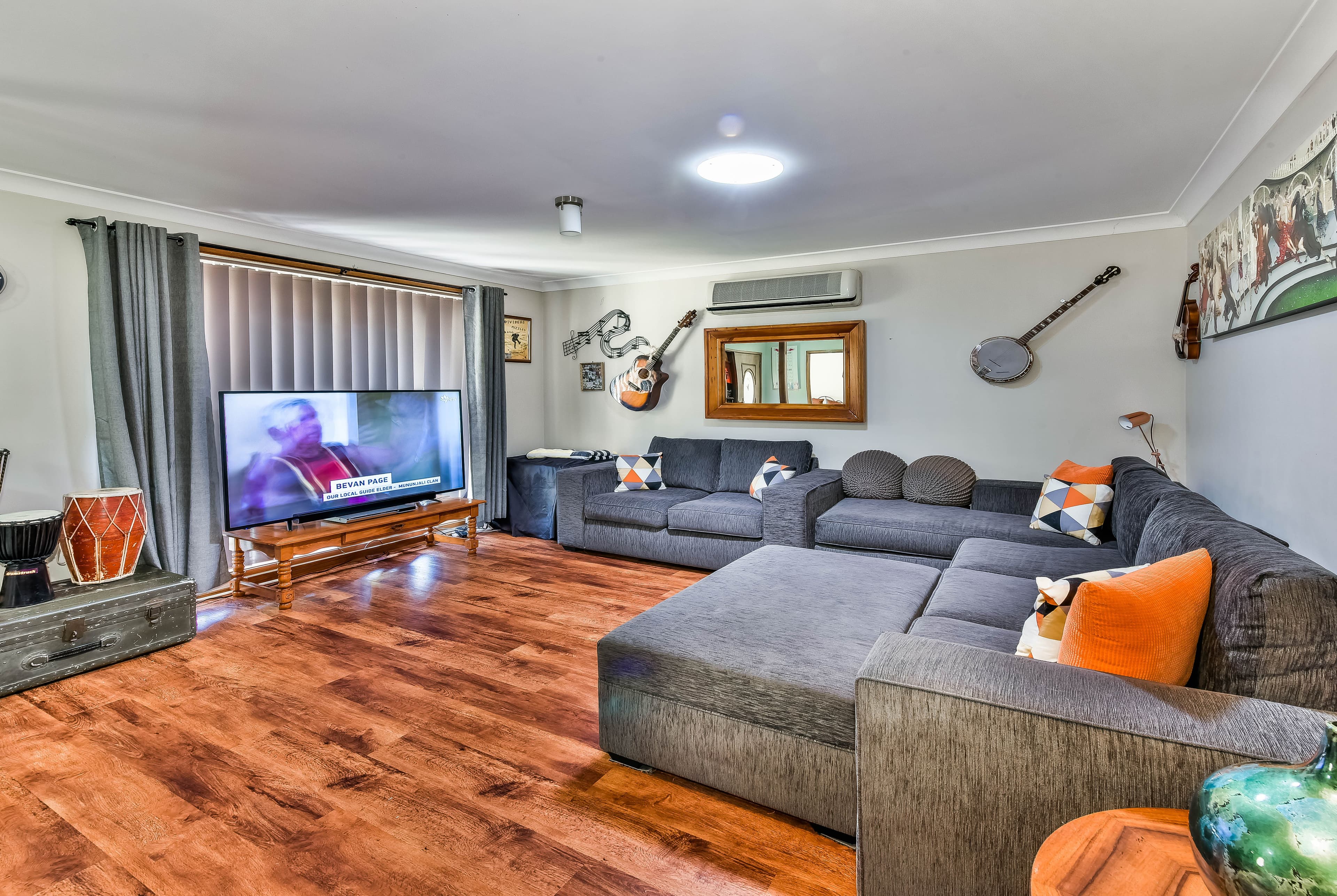 329 Thirlmere Way, Thirlmere - Thumbnail 5