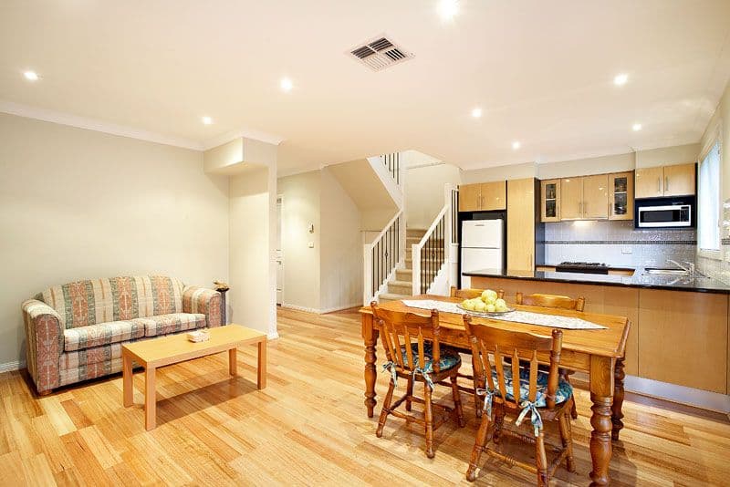 109 Hickford Street, RESERVOIR VIC 3073, Reservoir - Thumbnail 2