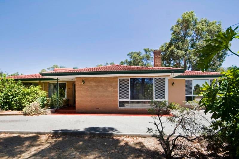 39 Connor Road, LESMURDIE WA 6076, Lesmurdie - Thumbnail 2
