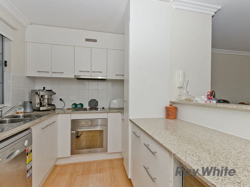 219 Tufnell Road, BANYO QLD 4014, Banyo - Thumbnail 4