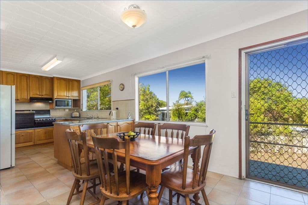 3 Bursaria Court, Everton Hills QLD 4053, Everton Hills - Thumbnail 2