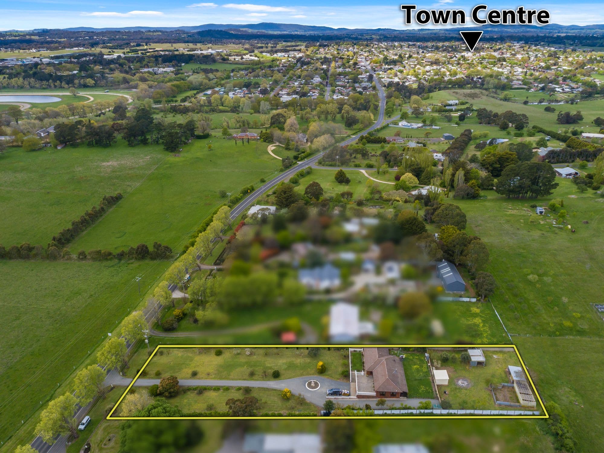 75 Burton Avenue, Kyneton VIC 3444, Kyneton - Thumbnail 4