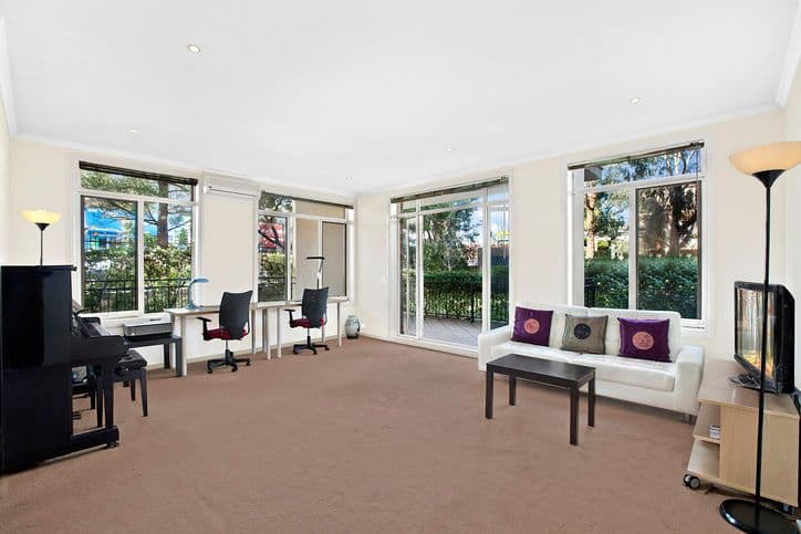243 Blackburn Road, DONCASTER EAST VIC 3109, Doncaster East - Thumbnail 2