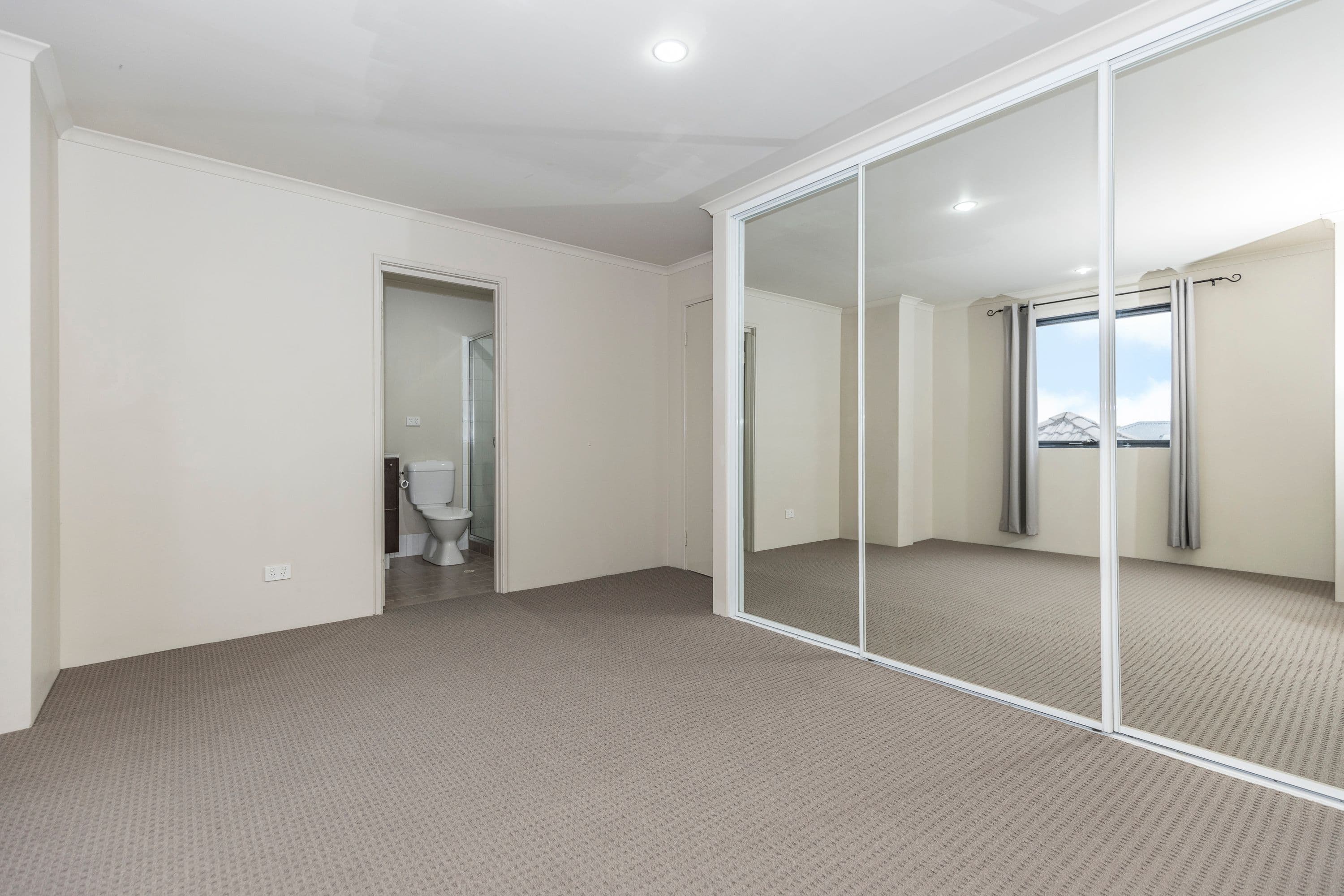 40 Hollins Bend, Madeley WA 6065, Madeley - Thumbnail 8