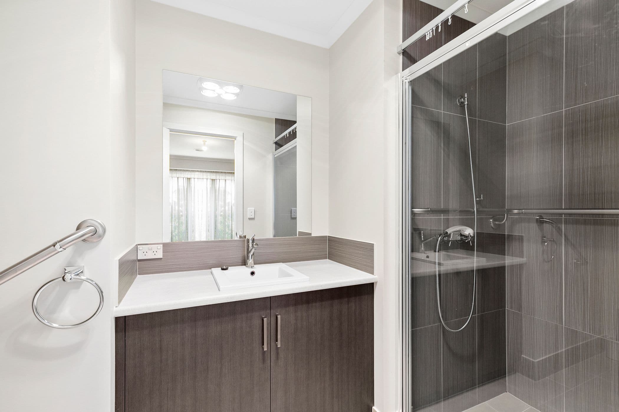 2B Kneebone Street, Ararat VIC 3377, Ararat - Thumbnail 6