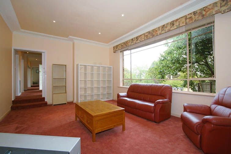 10 Atkinson Street, Chadstone VIC 3148, Chadstone - Thumbnail 4