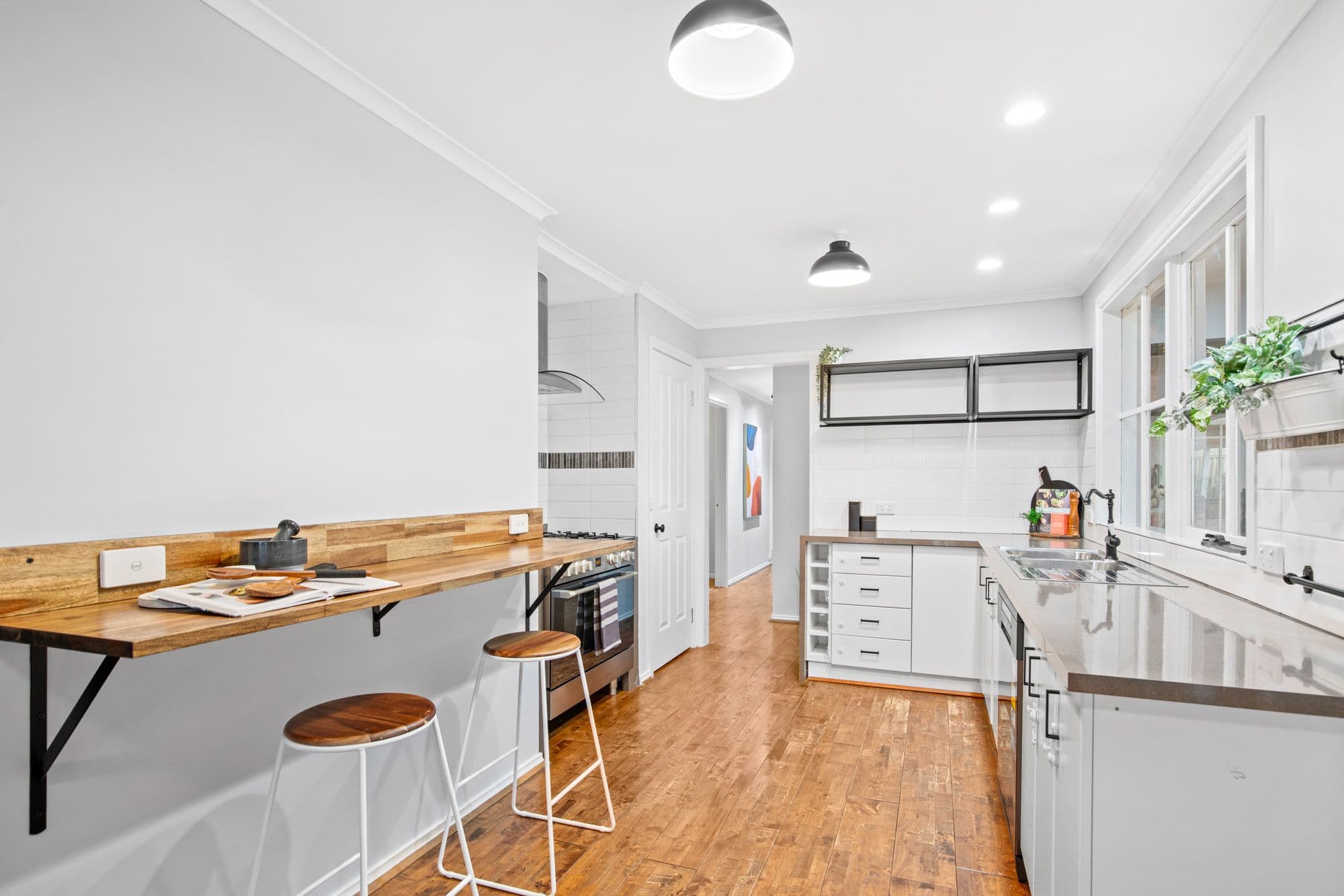 14 Wilton Close, Wyndham Vale VIC 3024, Wyndham Vale - Thumbnail 5