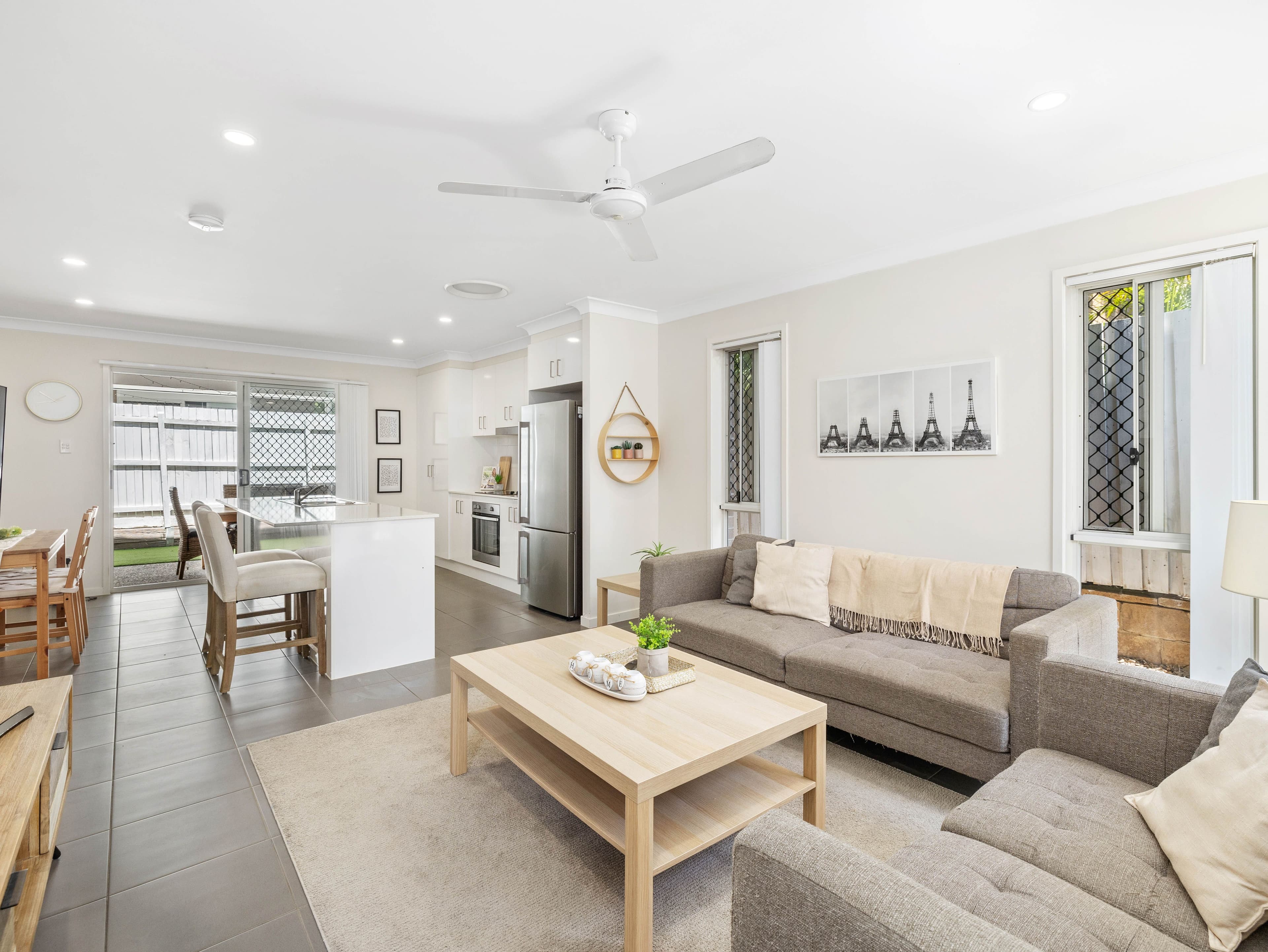 300 Redbank Plains Road, Bellbird Park QLD 4300, Bellbird Park - Thumbnail 2