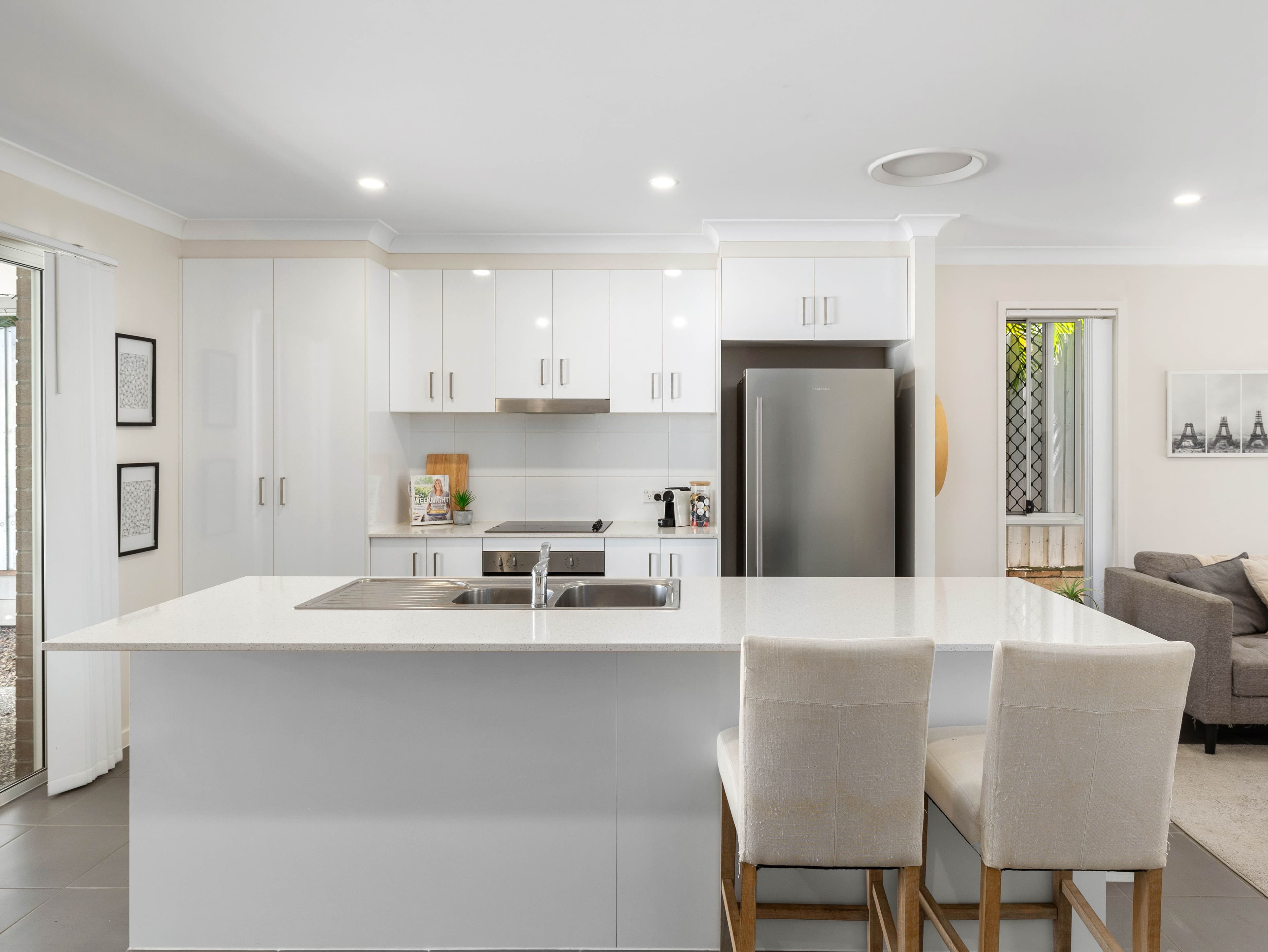 300 Redbank Plains Road, Bellbird Park QLD 4300, Bellbird Park - Thumbnail 4
