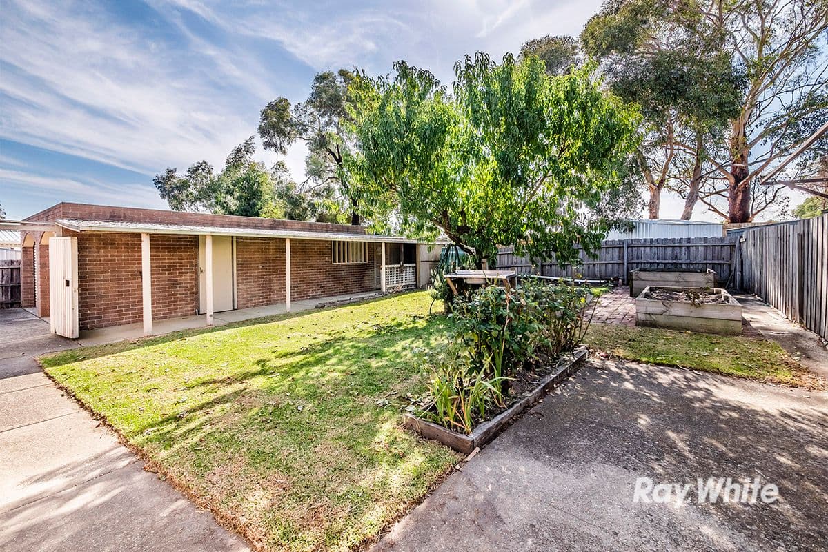 41 Courtenay Avenue, Cranbourne North VIC 3977, Cranbourne North - Image 1