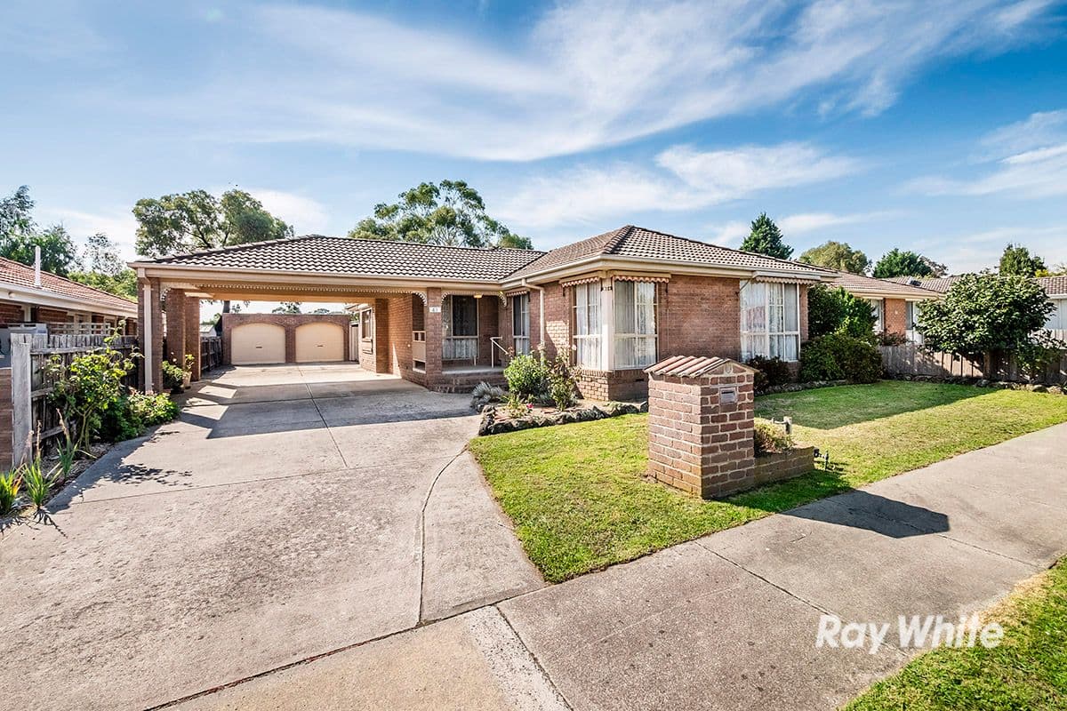 41 Courtenay Avenue, Cranbourne North VIC 3977, Cranbourne North - Thumbnail 3