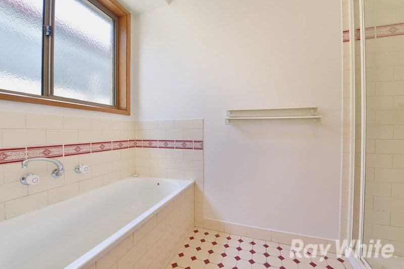 15 Liviana Drive, Rowville VIC 3178, Rowville - Thumbnail 5