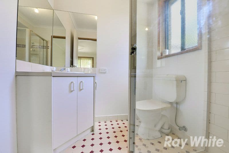 15 Liviana Drive, Rowville VIC 3178, Rowville - Thumbnail 8