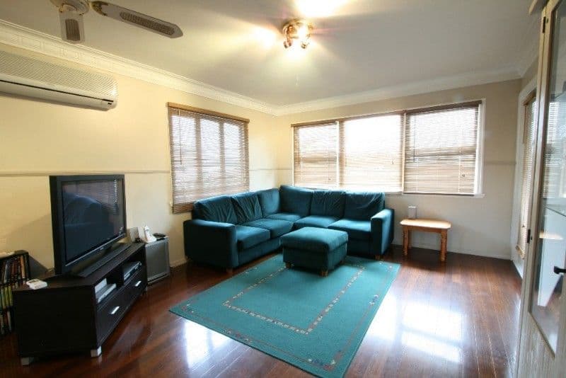11 Kitson Street, MORNINGSIDE QLD 4170, Morningside - Thumbnail 2
