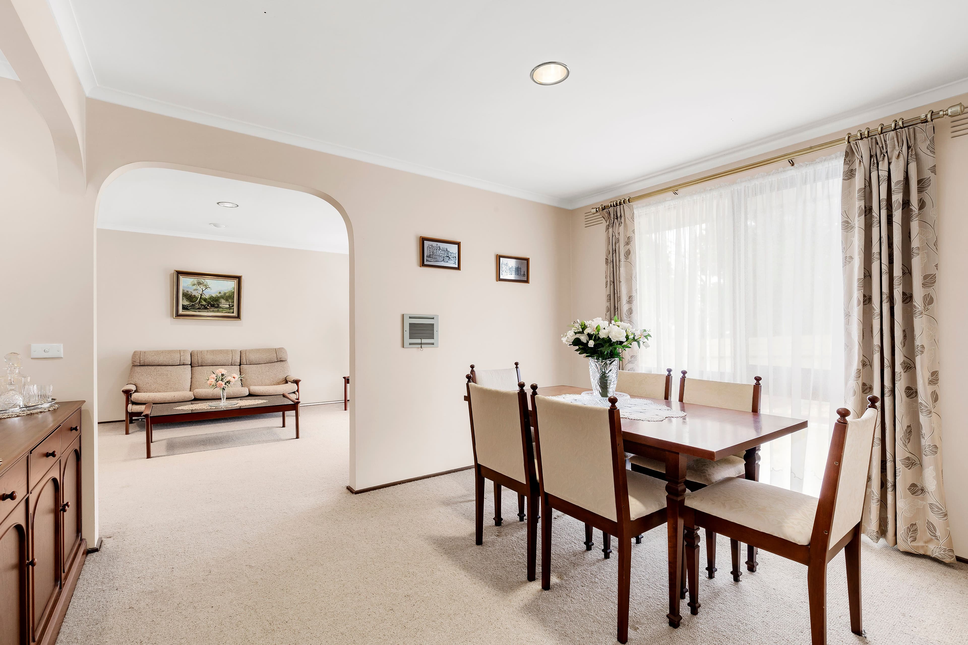 16 Benwerrin Drive, Wantirna VIC 3152, Wantirna - Thumbnail 3