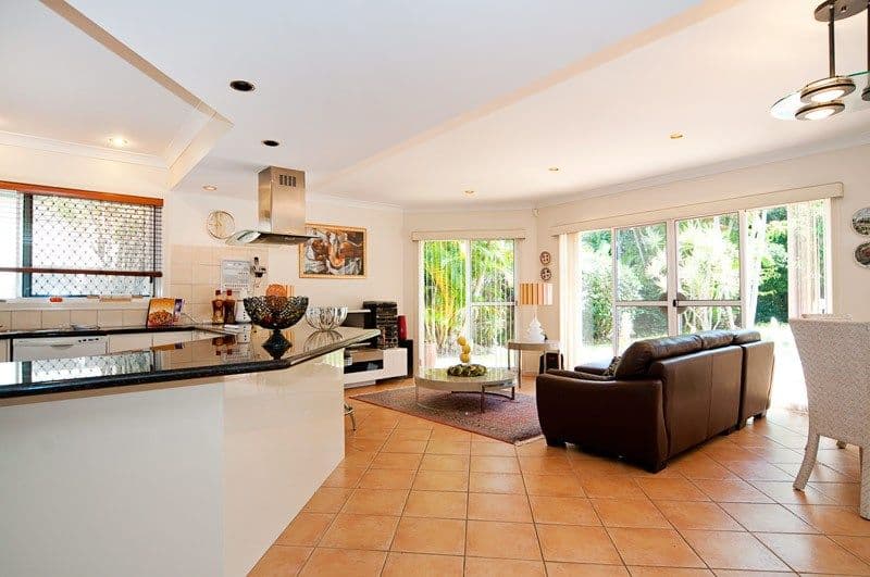 103 Santa Cruz Boulevard, CLEAR ISLAND WATERS QLD 4226, Clear Island Waters - Thumbnail 8