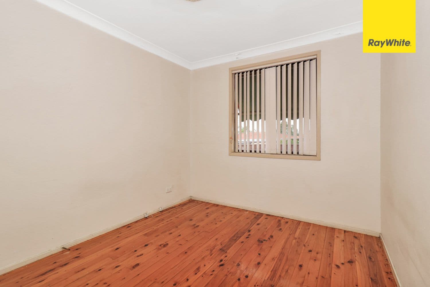 8 Ontario Avenue, St Clair - Thumbnail 5