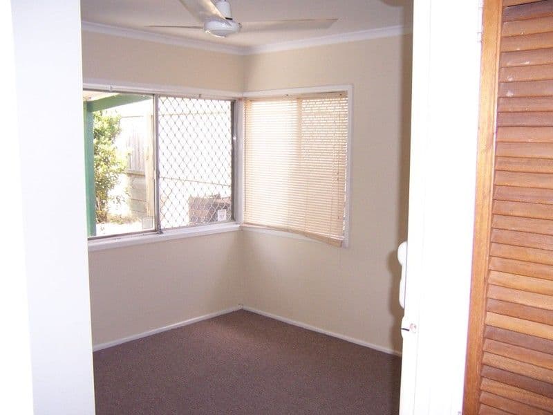 60 Atkinson Street, KINGSTON QLD 4114, Kingston - Thumbnail 4