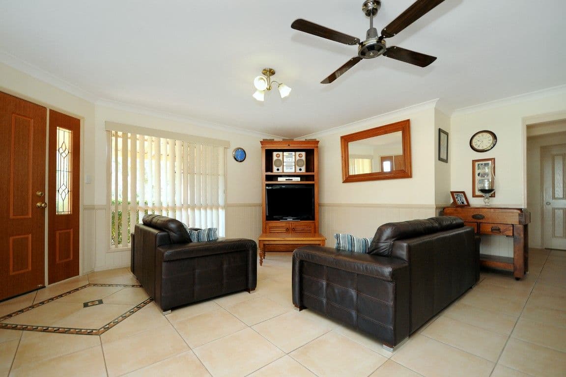 34 Rogers Drive, HIGHFIELDS QLD 4352, Highfields - Thumbnail 3